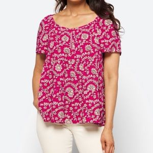 Magenta boat neck blouse size XL. Keyhole button front